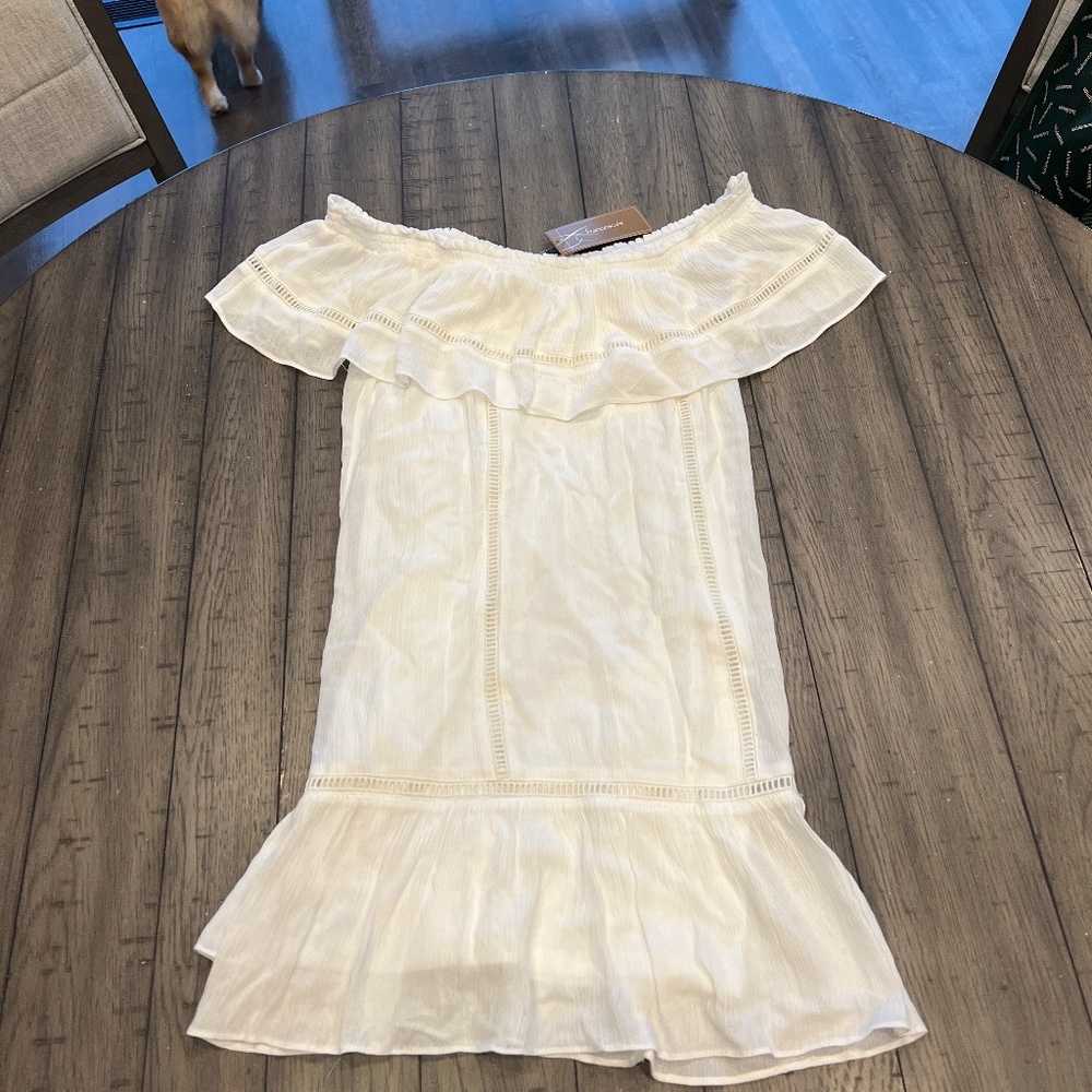 Off the Shoulder white ivory cream Mini Dress Sz S 2 4 6 NWT